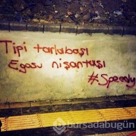 İlginç duvar yazıları