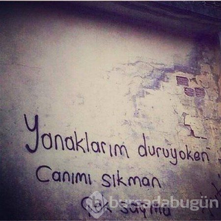 İlginç duvar yazıları