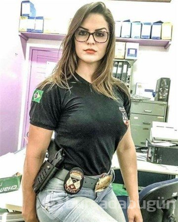 Sosyal medyayı sallayan polis