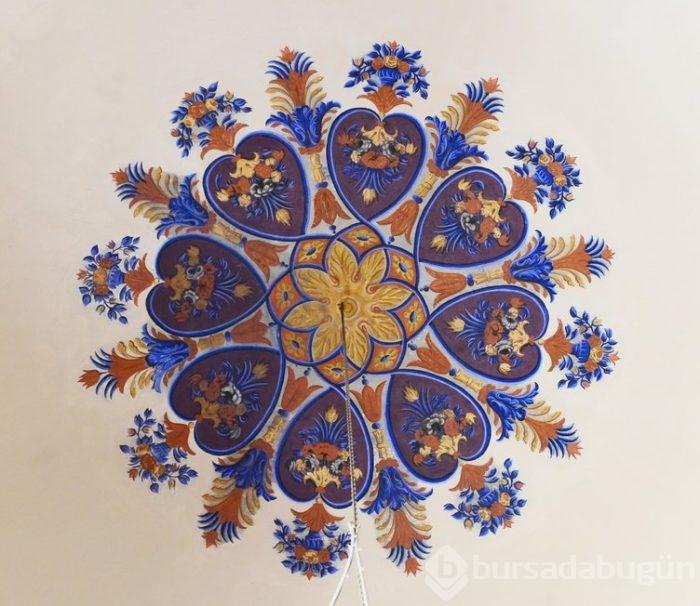 600 yıllık Ulu Cami ayağa kaldırıldı