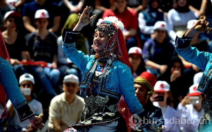 Bursa'da 19 Mayıs coşkusu törenlerle kutlandı