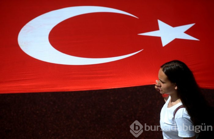 Bursa'da 19 Mayıs coşkusu törenlerle kutlandı