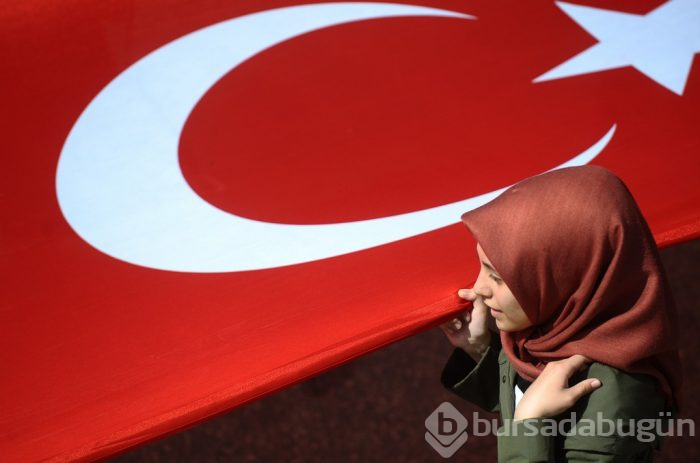 Bursa'da 19 Mayıs coşkusu törenlerle kutlandı