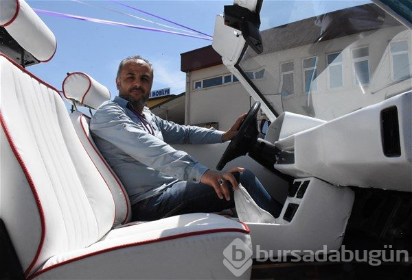 Hurda aracı spor otomobile dönüştürdüler