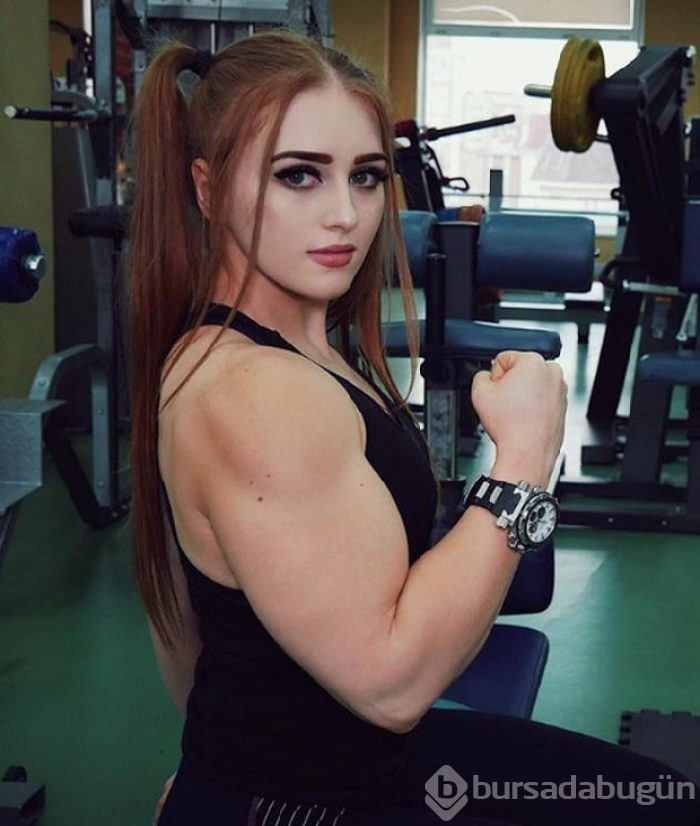 Sosyal medyayı sallayan 'Kaslı Barbie'