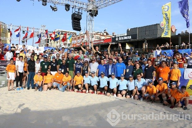 Plaj Voleybolu Dünya Turu'nda Sırbistan ve Küba zirvede