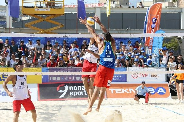 Plaj Voleybolu Dünya Turu'nda Sırbistan ve Küba zirvede
