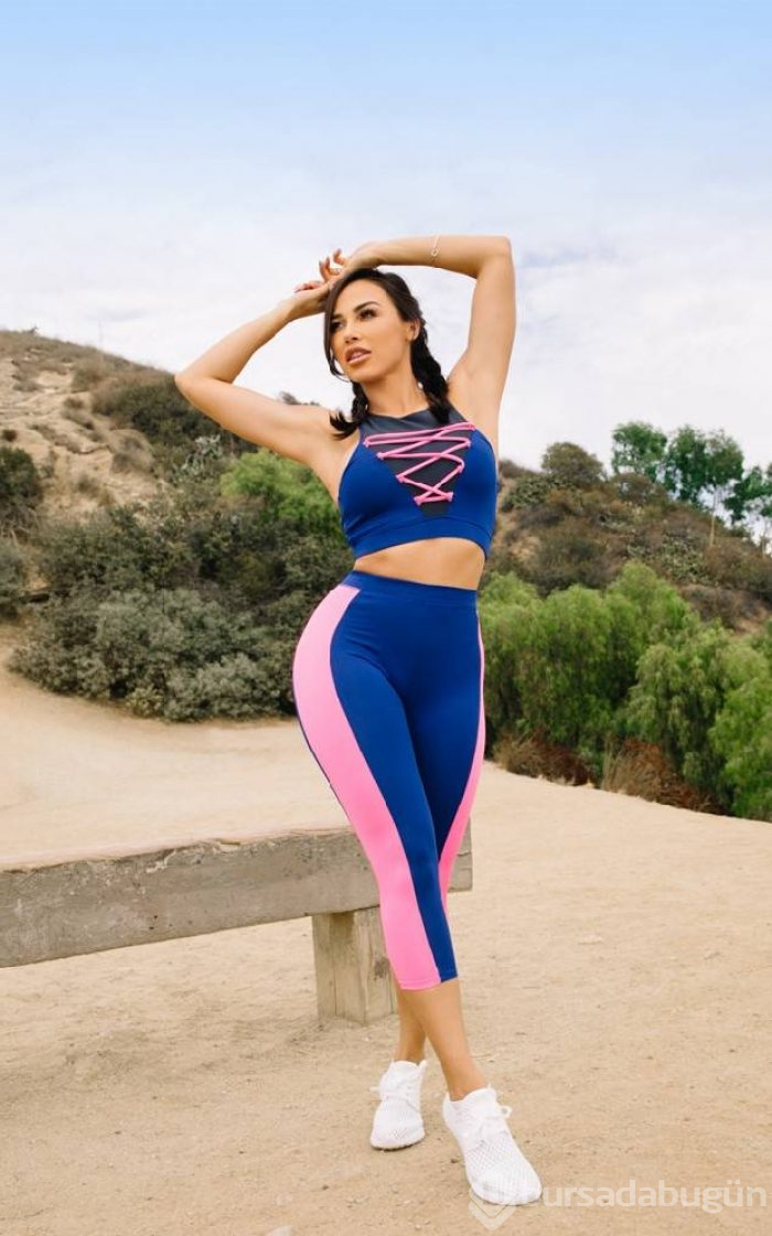 Ana Cheri sazı çok seviyor