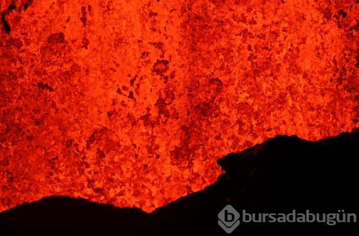 Hawaii'de lavlar santrale ulaştı