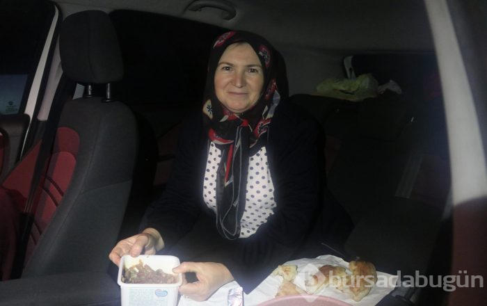 Bursa'yı sel vurdu! Heyelan karayolunu kapattı