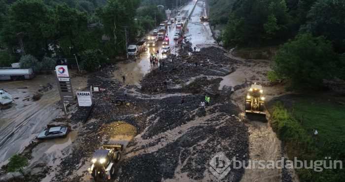 Bursa selin yaralarını sarıyor...