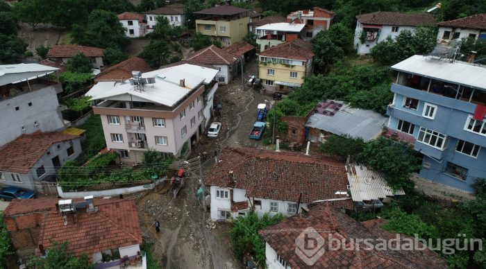 Bursa selin yaralarını sarıyor...