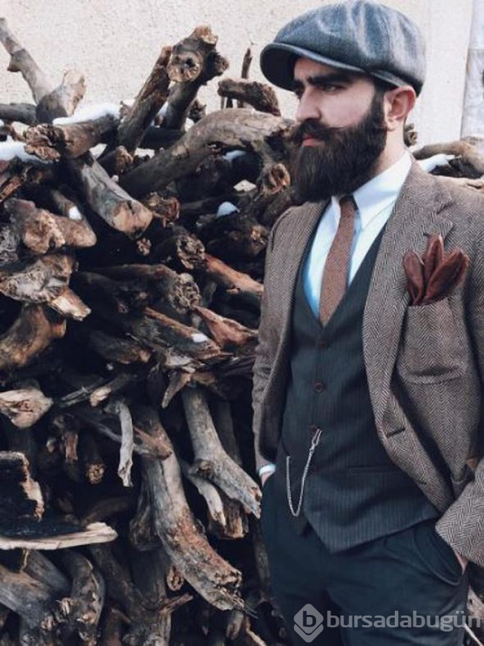 Giyimleriyle sosyal medyayı şaşırtıyorlar... Hipster Kürtler şimdi paraya para demiyor