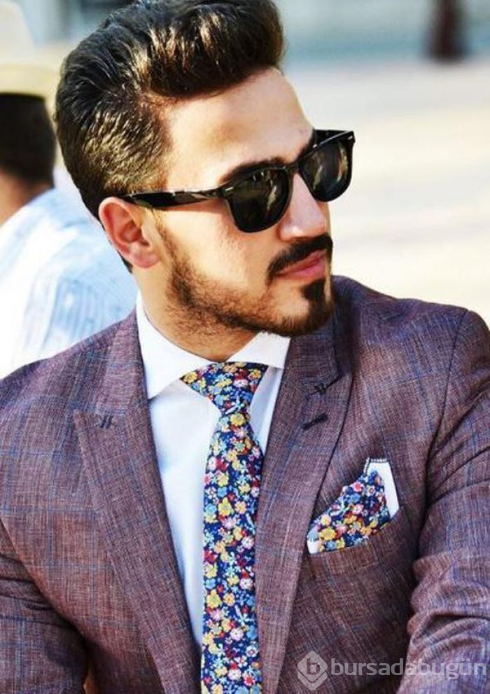Giyimleriyle sosyal medyayı şaşırtıyorlar... Hipster Kürtler şimdi paraya para demiyor