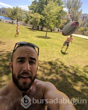 Her şey normaldi ne olduysa bir anda oldu genç çift kucak kucağa!