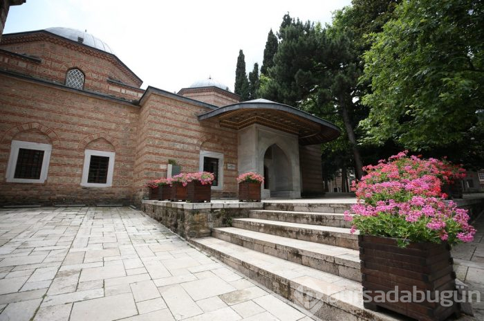 Yaşayan Osmanlı ruhu: Bursa Muradiye Külliyesi 