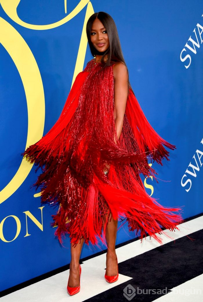 Kim Kardashian En Etkileyici İsim seçildi (2018 CFDA Moda Ödülleri)