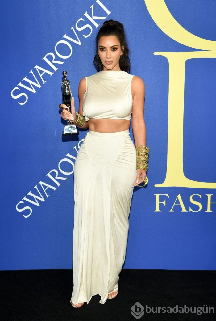 Kim Kardashian En Etkileyici İsim seçildi (2018 CFDA Moda Ödülleri)