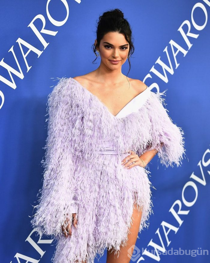 Kim Kardashian En Etkileyici İsim seçildi (2018 CFDA Moda Ödülleri)