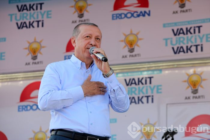 Cumhurbaşkanı Recep Tayyip Erdoğan Bursa mitinginde vatandaşlara seslendi	