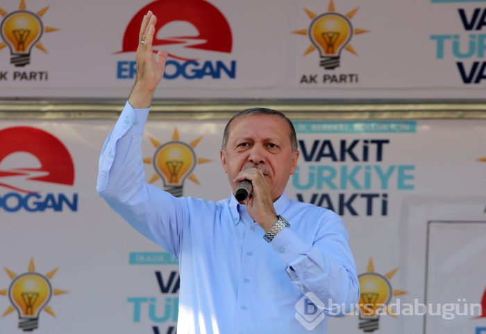 Cumhurbaşkanı Recep Tayyip Erdoğan Bursa mitinginde vatandaşlara seslendi	