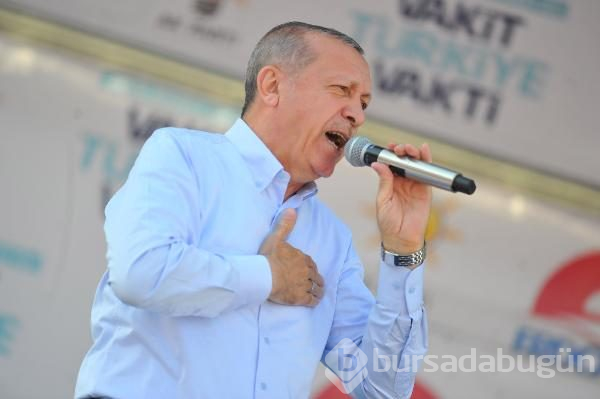 Cumhurbaşkanı Recep Tayyip Erdoğan Bursa mitinginde vatandaşlara seslendi	