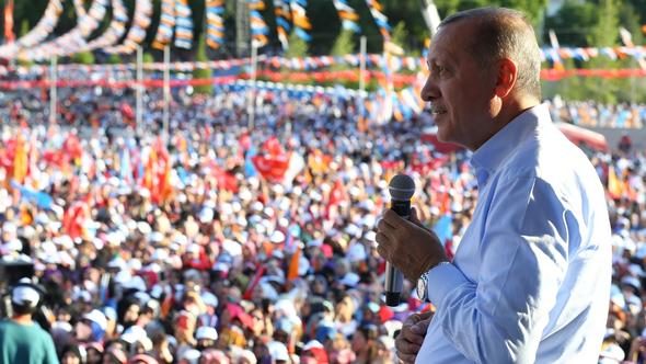 Cumhurbaşkanı Recep Tayyip Erdoğan Bursa mitinginde vatandaşlara seslendi	