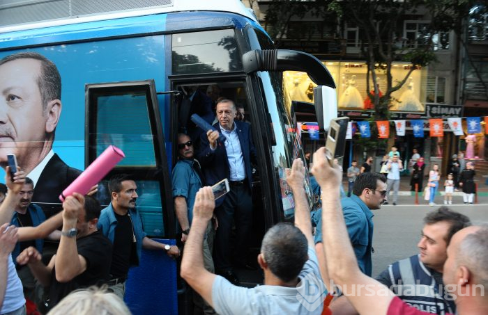 Cumhurbaşkanı Recep Tayyip Erdoğan Bursa mitinginde vatandaşlara seslendi	