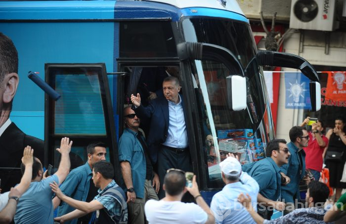 Cumhurbaşkanı Recep Tayyip Erdoğan Bursa mitinginde vatandaşlara seslendi	