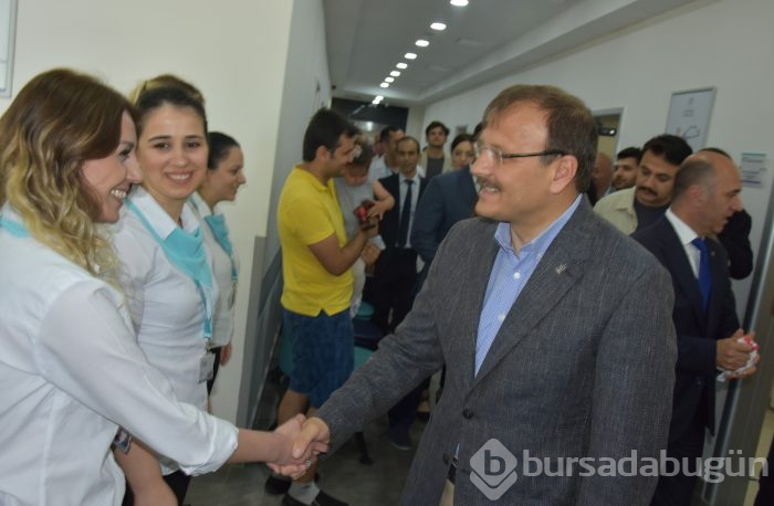 Başbakan Yardımcısı Çavuşoğlu'ndan Bursa Özel Esentepe Hastanesi'ne ziyaret