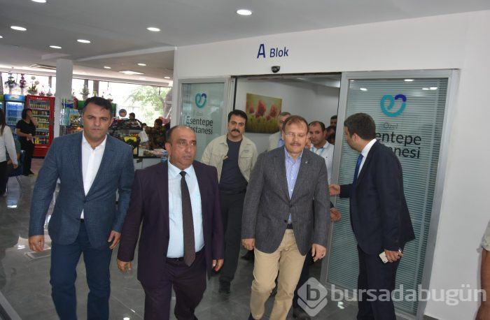 Başbakan Yardımcısı Çavuşoğlu'ndan Bursa Özel Esentepe Hastanesi'ne ziyaret