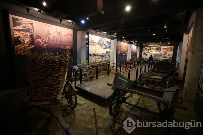 Anadolu arabalarının 2600 yıllık değişim yolcuğu Bursa'da sergileniyor	