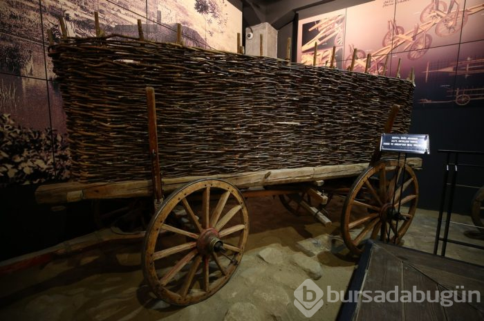 Anadolu arabalarının 2600 yıllık değişim yolcuğu Bursa'da sergileniyor	