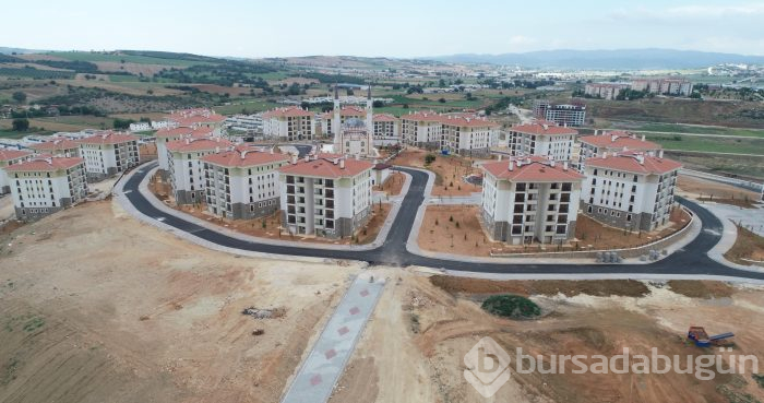 Bursa'da TOKİ'nin emekliler için yaptığı konutlar görücüye çıktı 