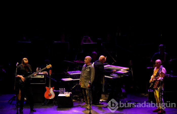 Bursa'da festival coşkusu MFÖ ile başladı
