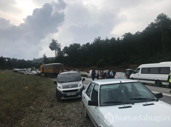 Bursa'da otobüs devrildi: Ölü ve yaralılar var