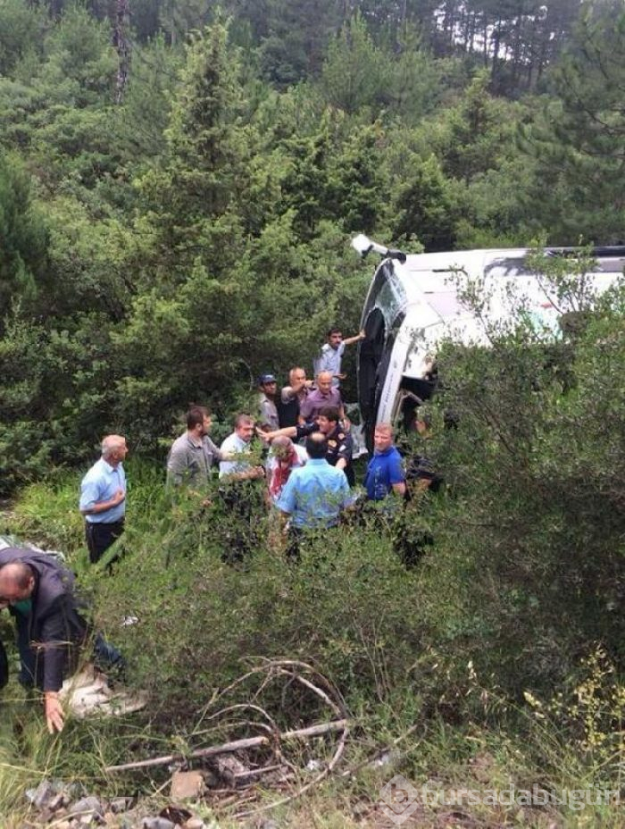 Bursa'da otobüs devrildi: Ölü ve yaralılar var