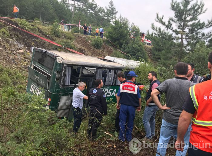 Bursa'da otobüs devrildi: Ölü ve yaralılar var