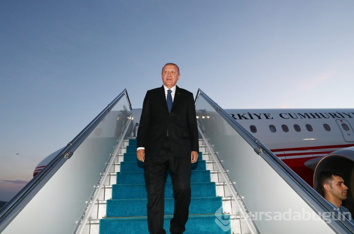 Erdoğan, İstanbul Yeni Havalimanı'na ilk inişi yaptı
