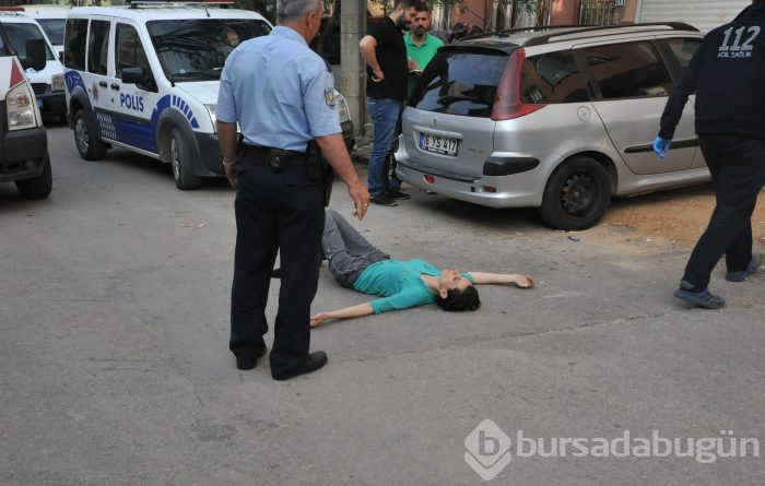 Bursa'da kocasını bıçaklayarak öldürdü!