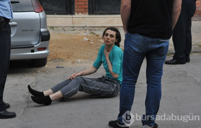 Bursa'da kocasını bıçaklayarak öldürdü!