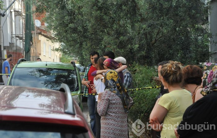 Bursa'da kocasını bıçaklayarak öldürdü!