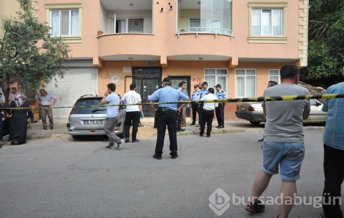 Bursa'da kocasını bıçaklayarak öldürdü!