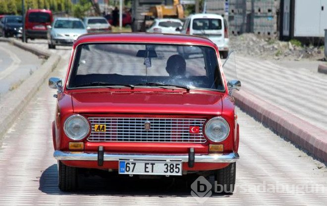 1500 liraya aldıkları arabanın son haline inanamayacaksınız!