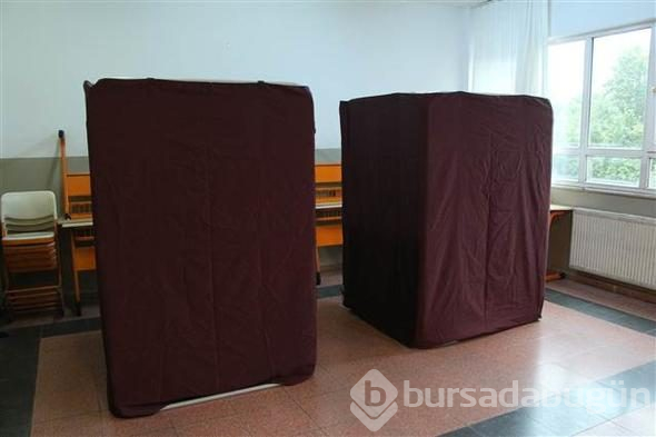 Türkiye sandık başına gitti
