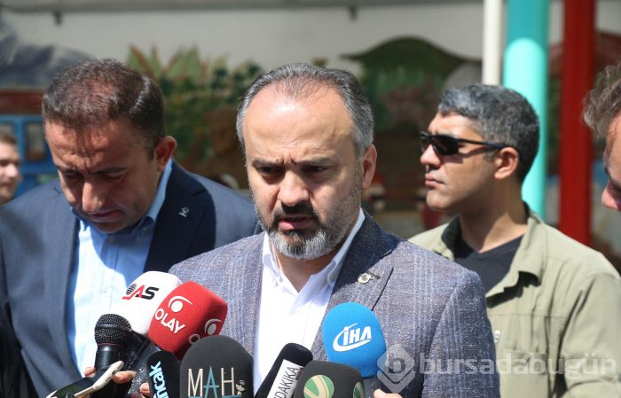 Bursa protokolü oylarını kullandı