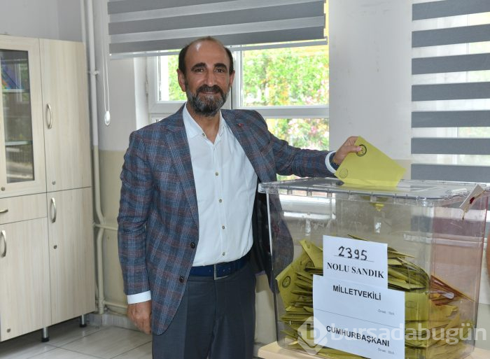 Bursa protokolü oylarını kullandı