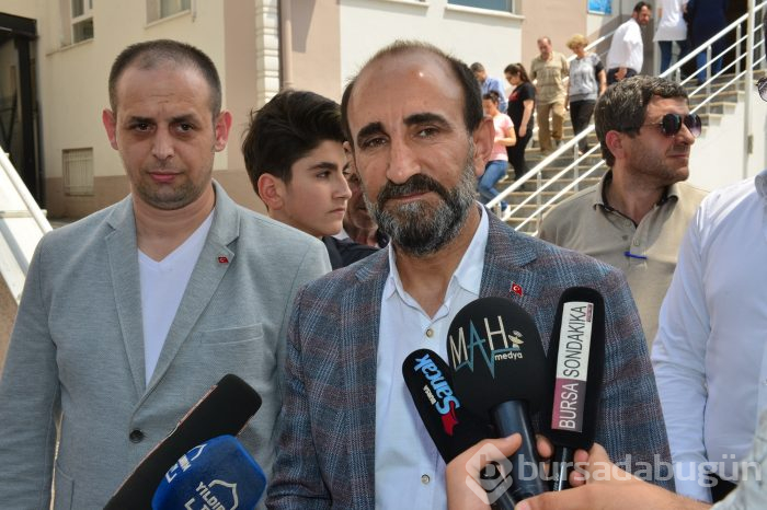 Bursa protokolü oylarını kullandı