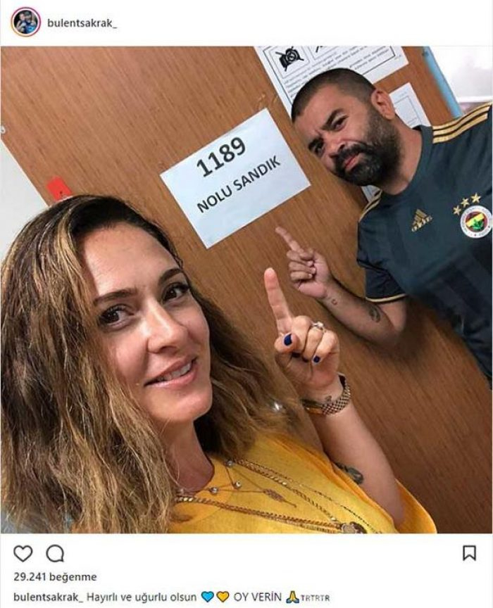 Ünlüler sandık başına gitti
