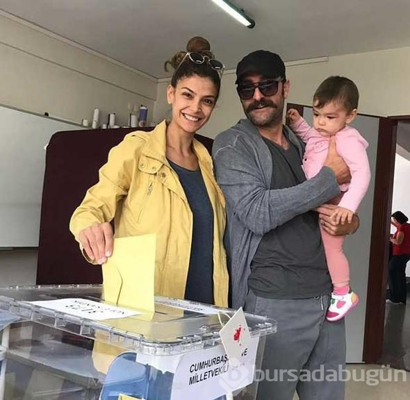 Ünlüler sandık başına gitti